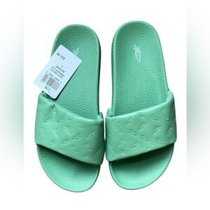 NWT Carrots Women’s Light Green Slide Sandals Size 5